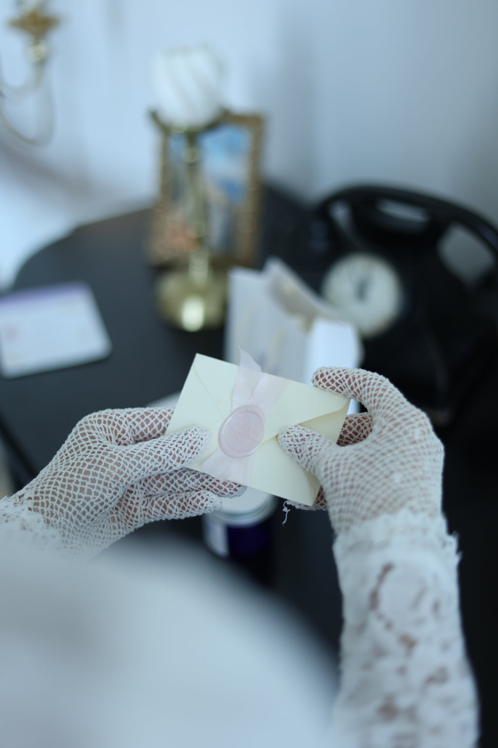Lavender & Iris- Signature Body Serum Candle Limited Edition 2026–2027